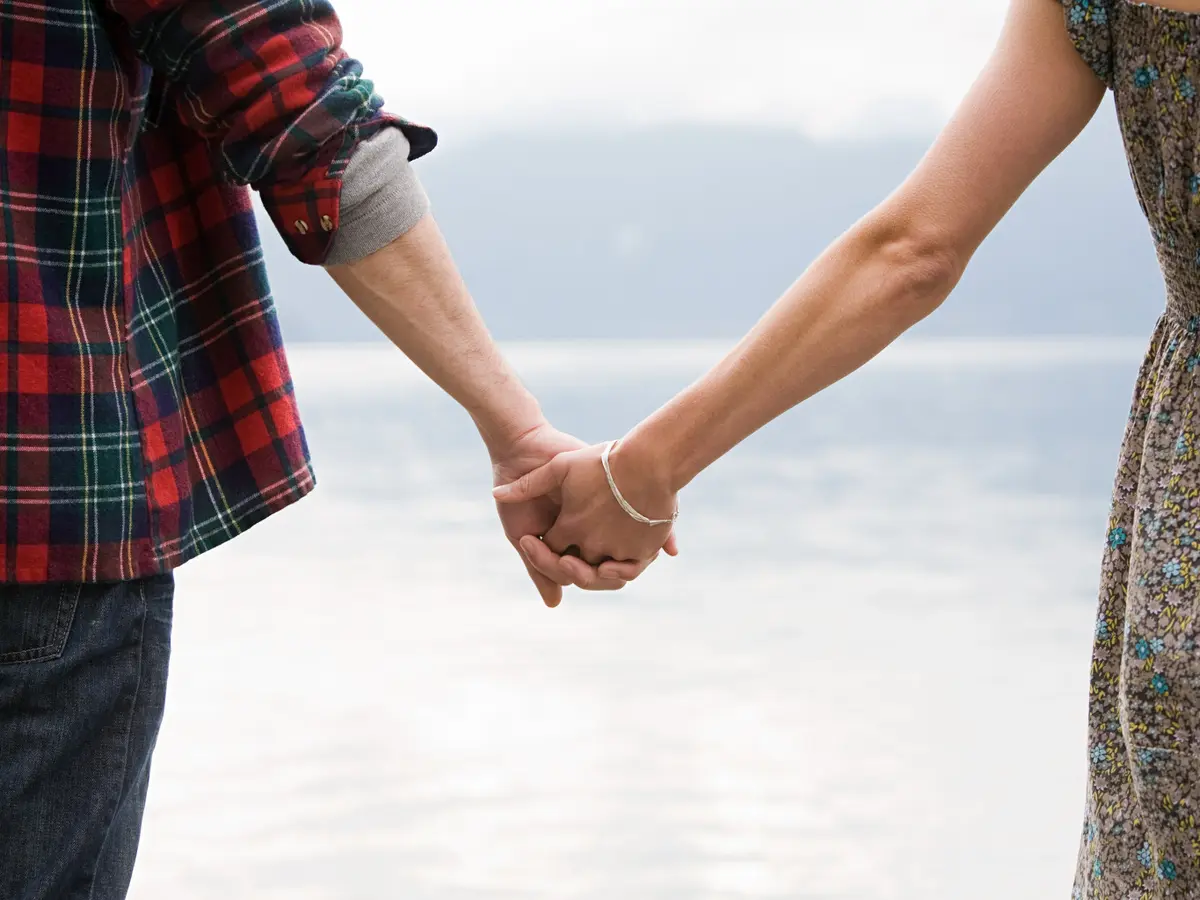 شعر عن مرض الحبيب (أجمل ما قيل)