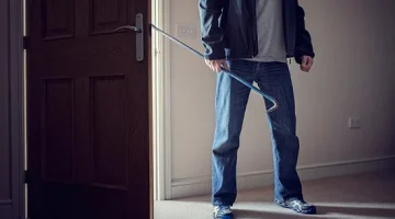 تفسير حلم السرقة والهروب