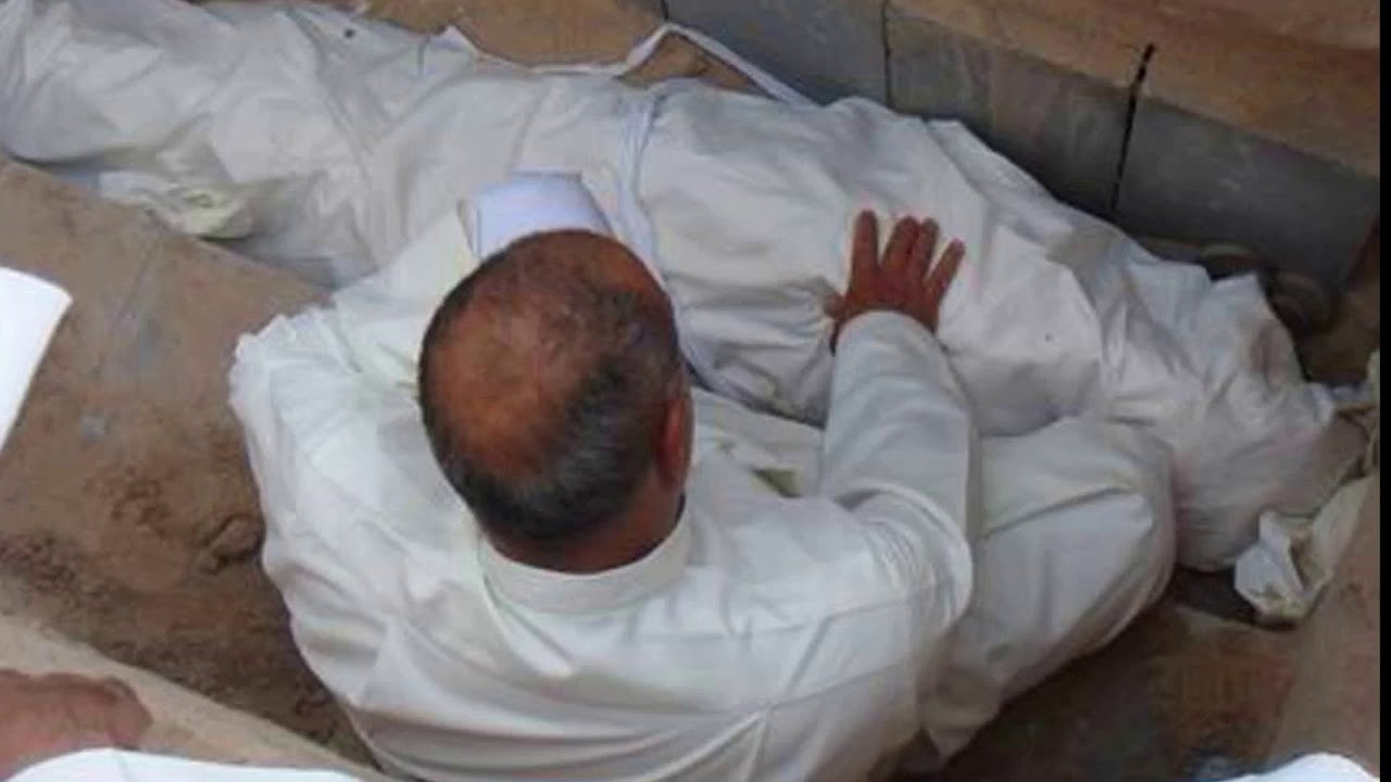 هل يصلى على الشهيد