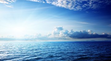 تفسير حلم البحر للعزباء