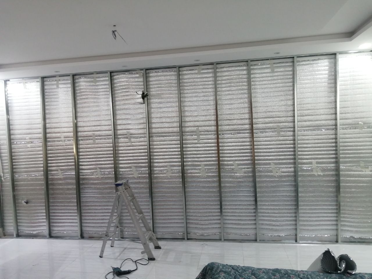 افضل عازل صوت للجدران بعد البناء