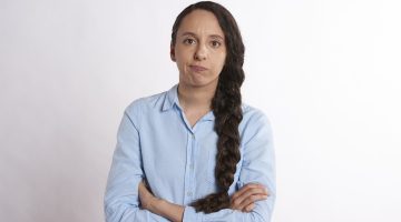 كيفية قراءة لغة جسد المرأة للمغازلة