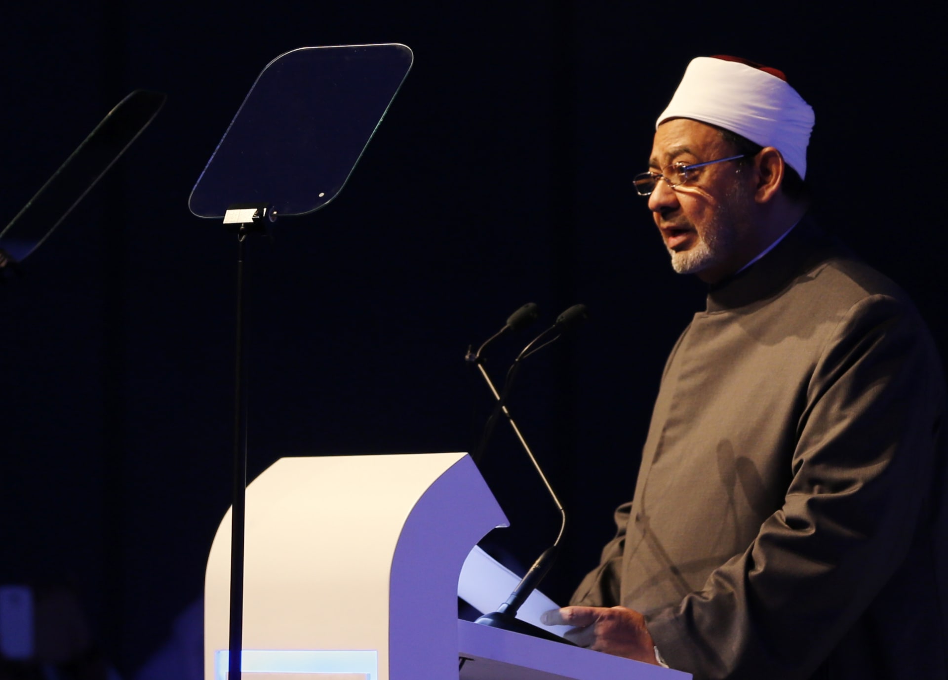 شروط بيت الطاعة