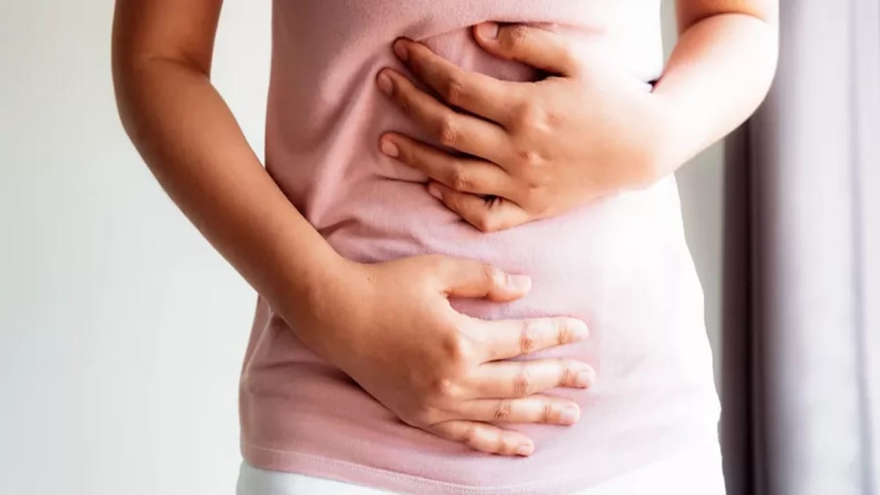 أسباب مغص البطن المستمر