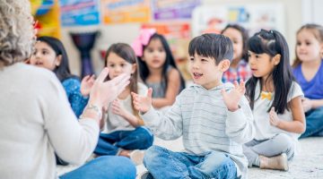 انشاء عن الايثار للصف الاول متوسط