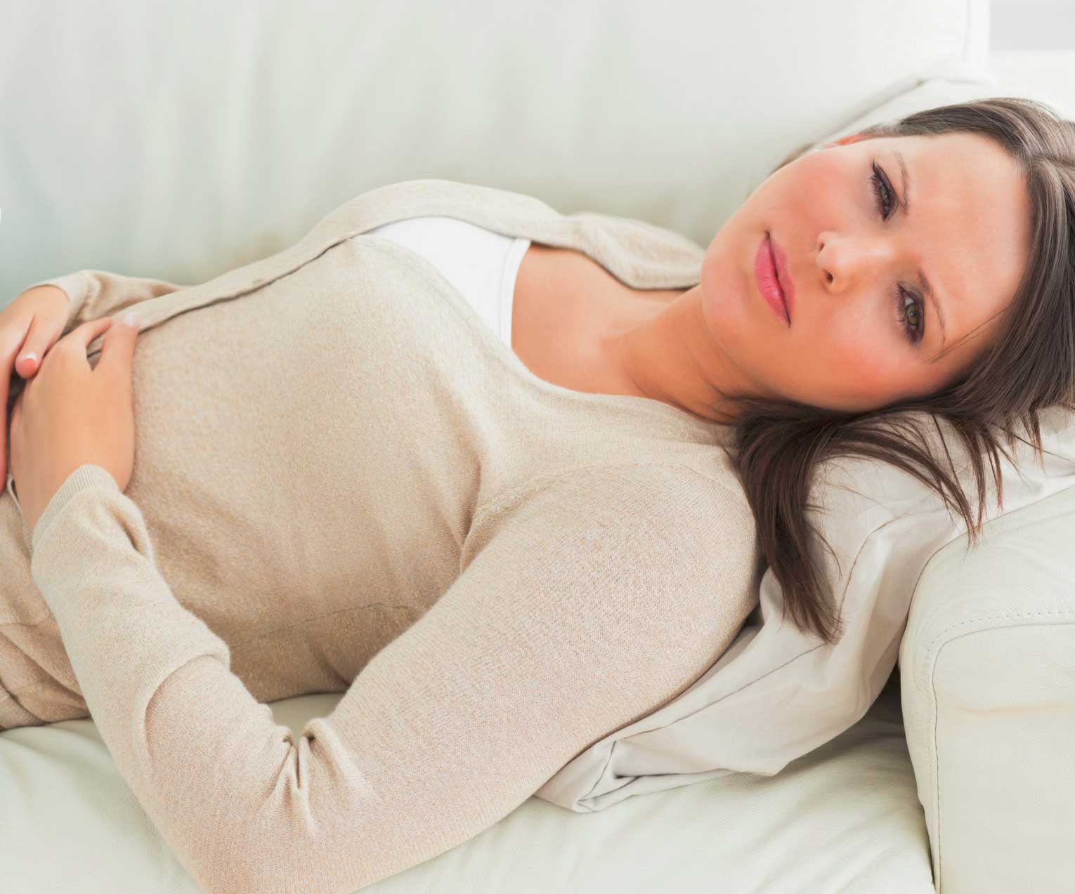 هل تكيس المبايض يسبب ألم في الثدي