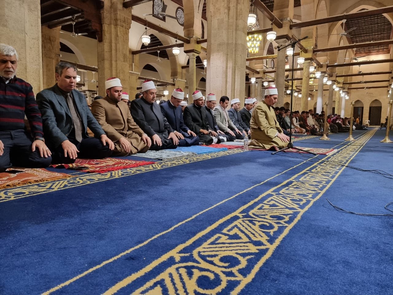 هل يجوز صلاة التراويح في المنزل وفضل صلاتها في جماعة