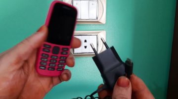 ترك الهاتف في الشاحن لمدة طويلة