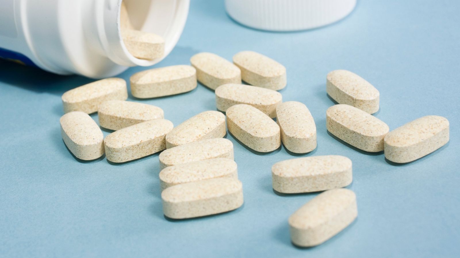 الفرق بين حبوب بيرفكتيل البنية والصفراء