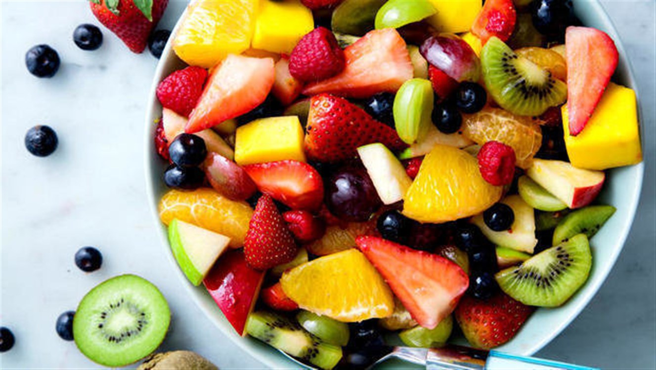 طريقة عمل سلطة الفواكه مثل المطاعم