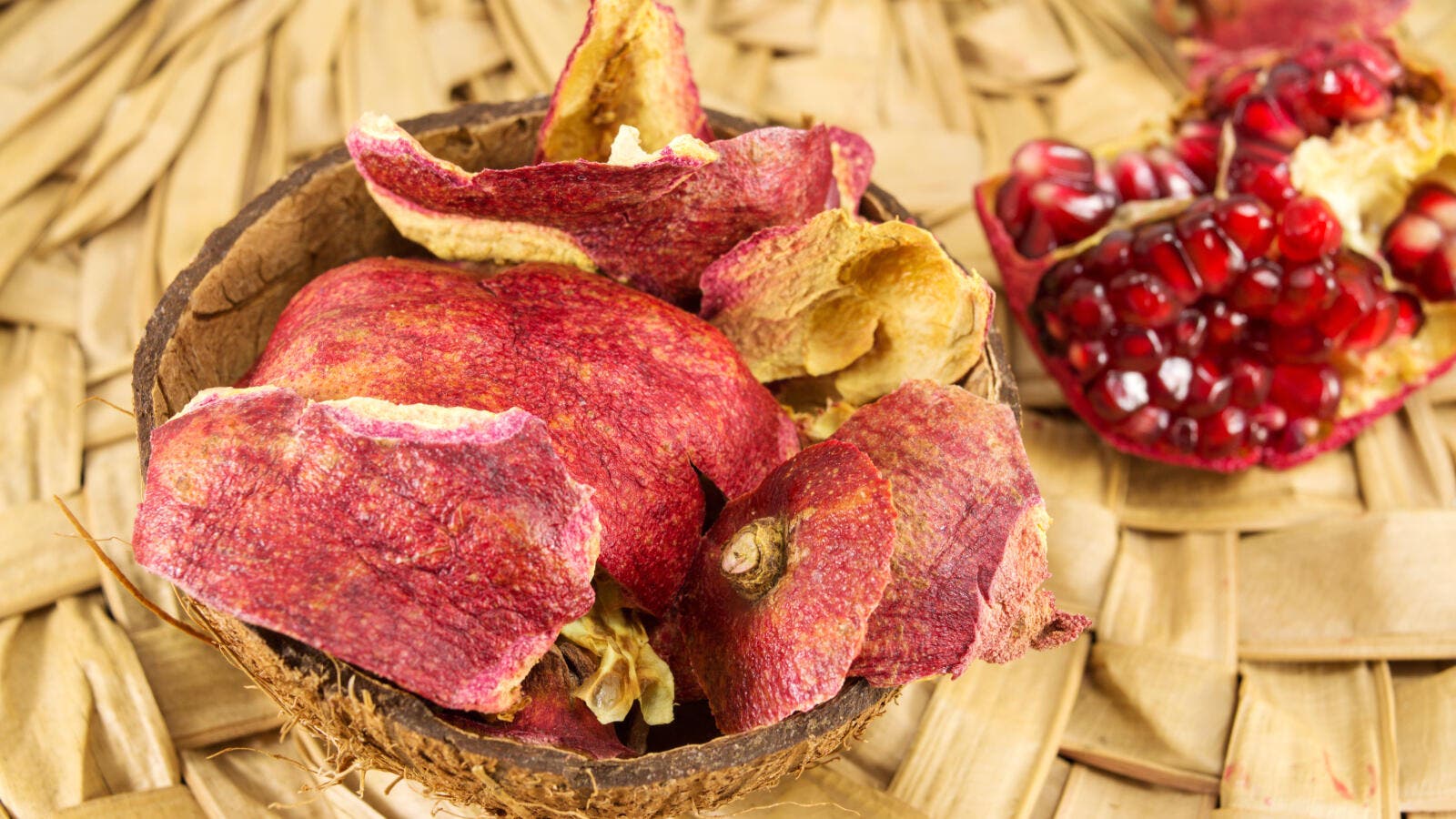 تجربتي مع قشر الرمان للوجة