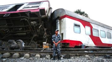 تفسير حلم حادث قطار والنجاة منه