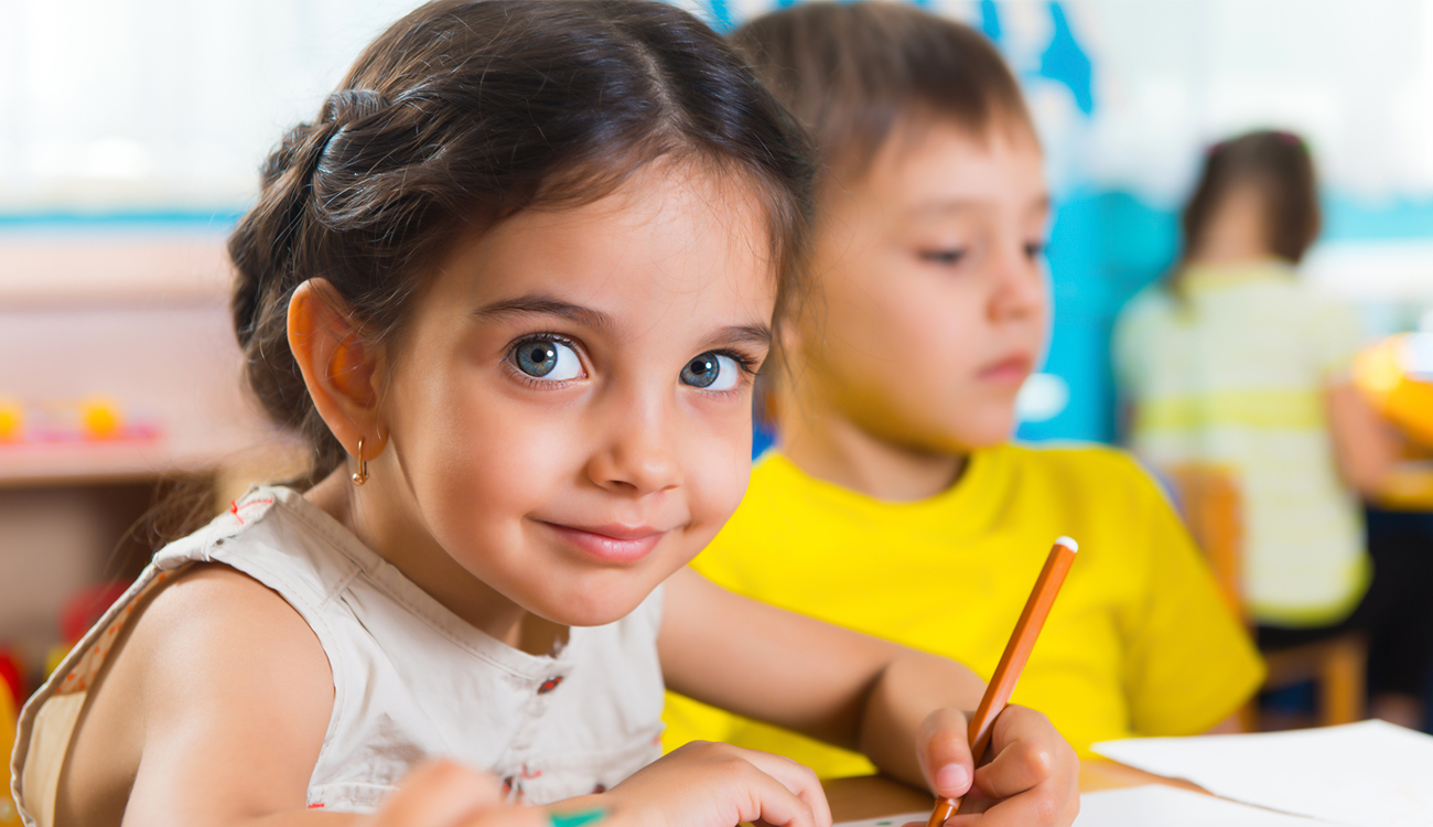 موضوع تعبير عن حقوق زميلك عليك في المدرسة وواجباته نحوك