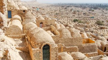 تفسير حلم بناء مقبرة في المنام