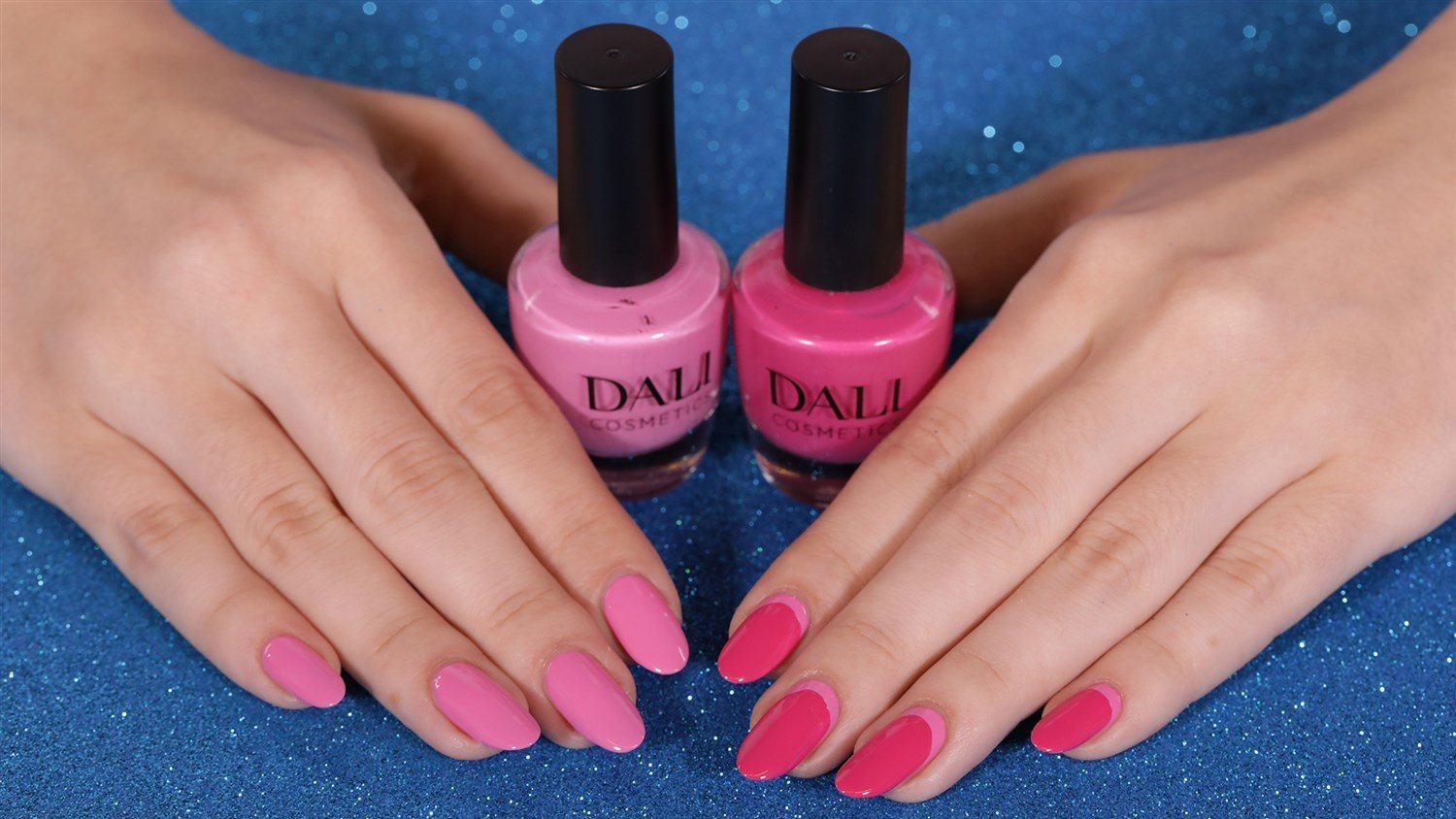 كيف أزيل بقع المناكير من الملابس