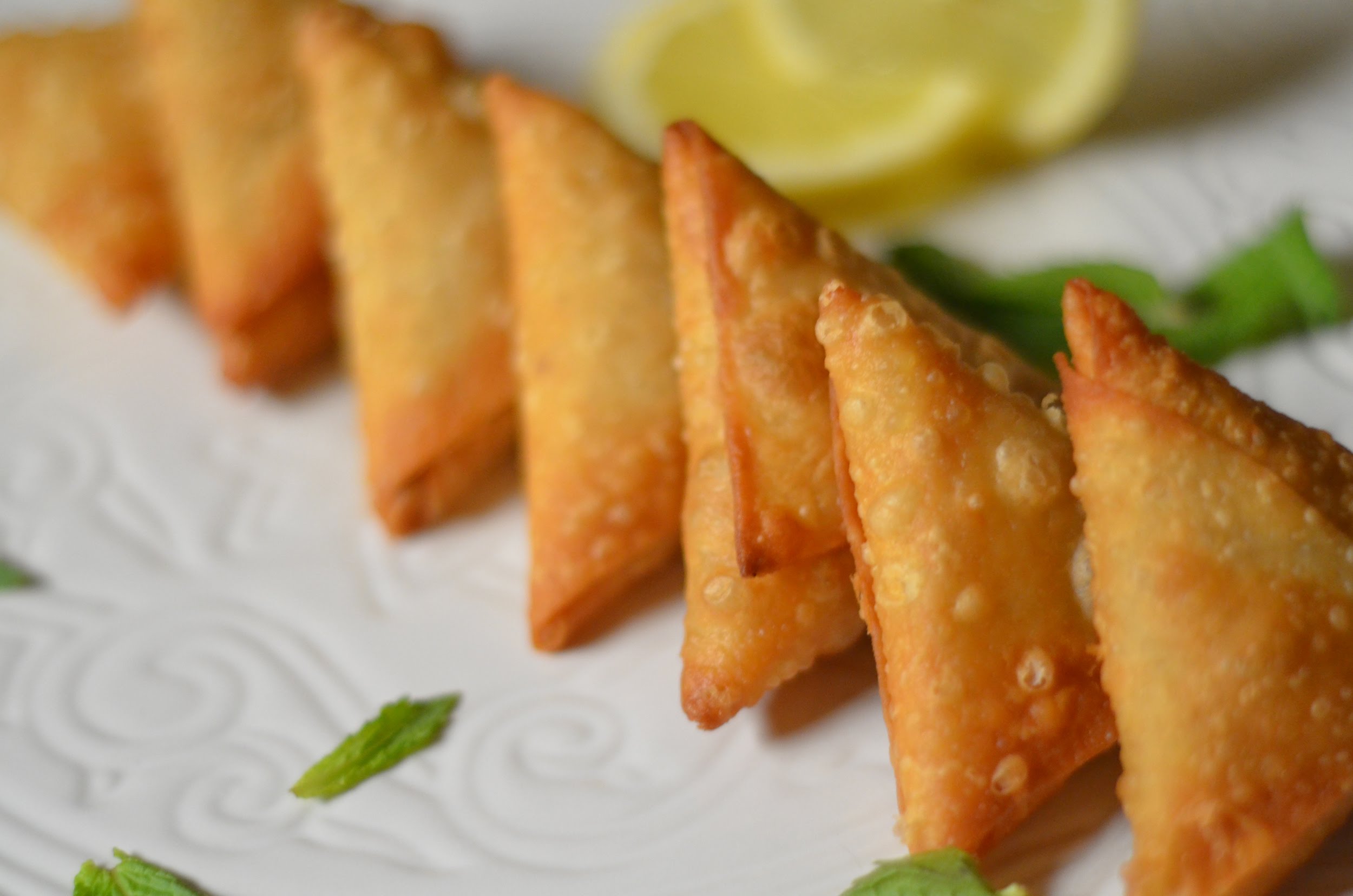 طريقة عمل عجينة السمبوسة المقلية 