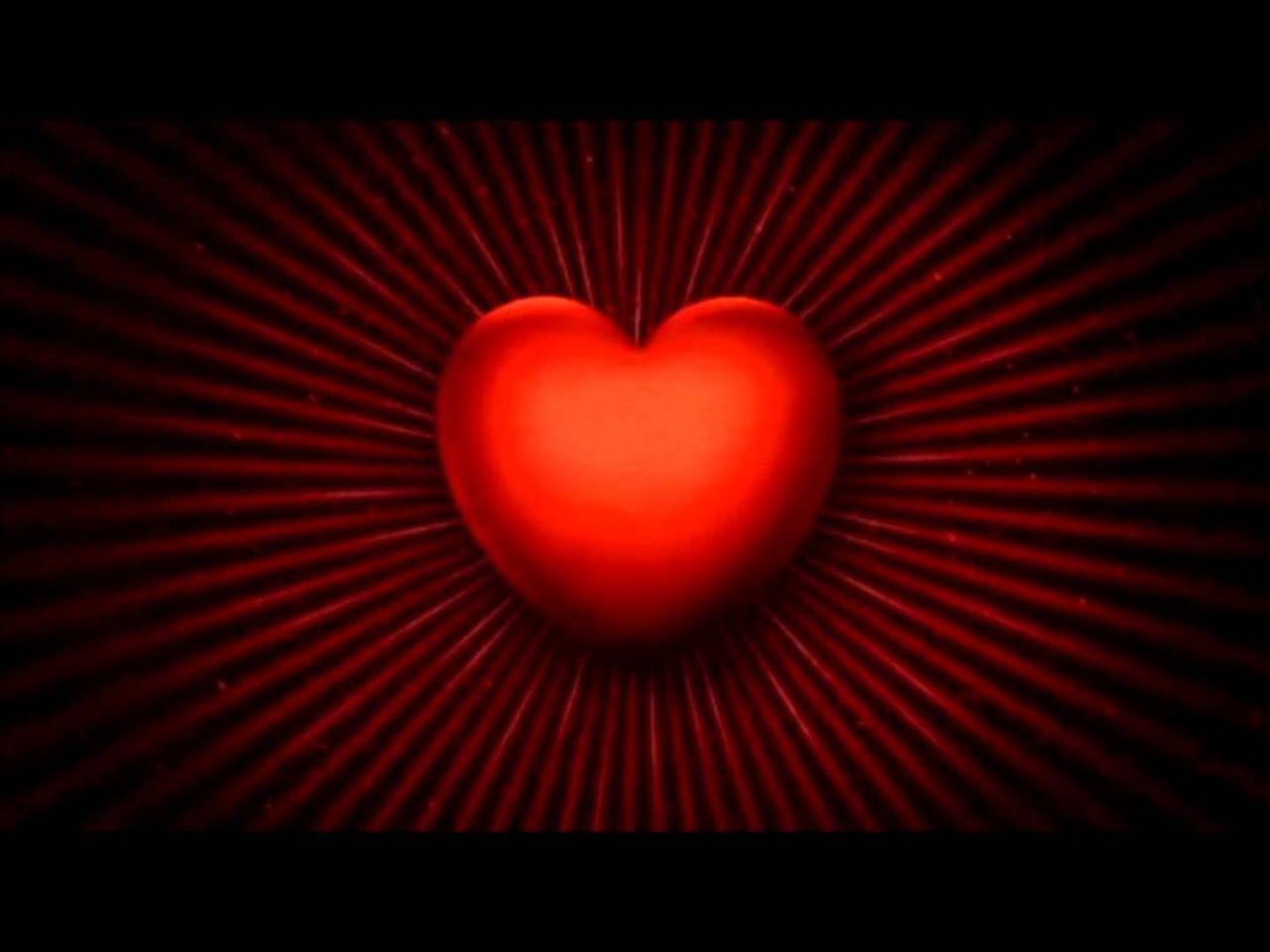 علامات رغبة الرجل بالزواج منك