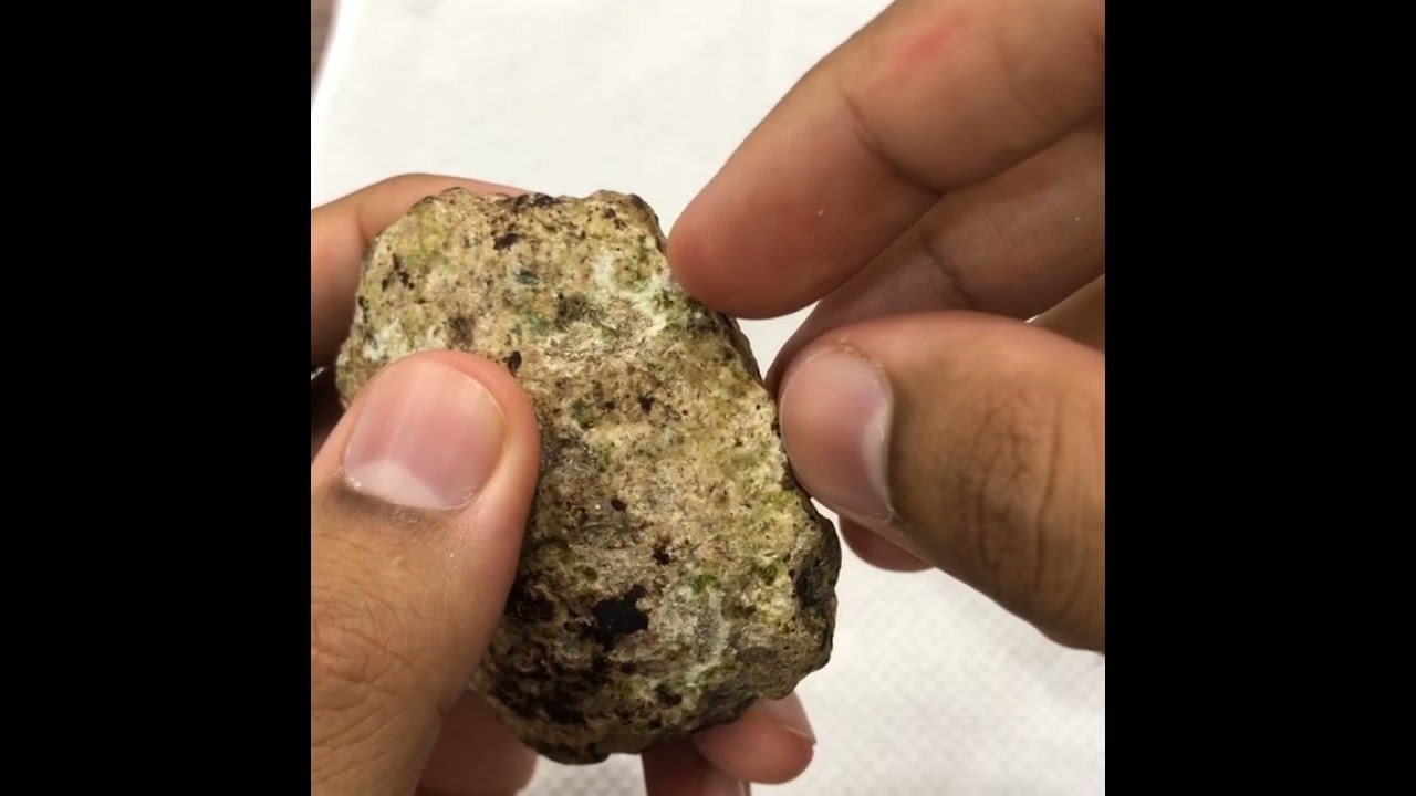 أين يباع العنبر الأصلي في الرياض