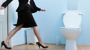 تفسير حلم السقوط في المرحاض في المنام