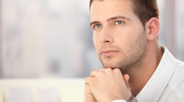 عبارات ثقة بالنفس قوية للرجال