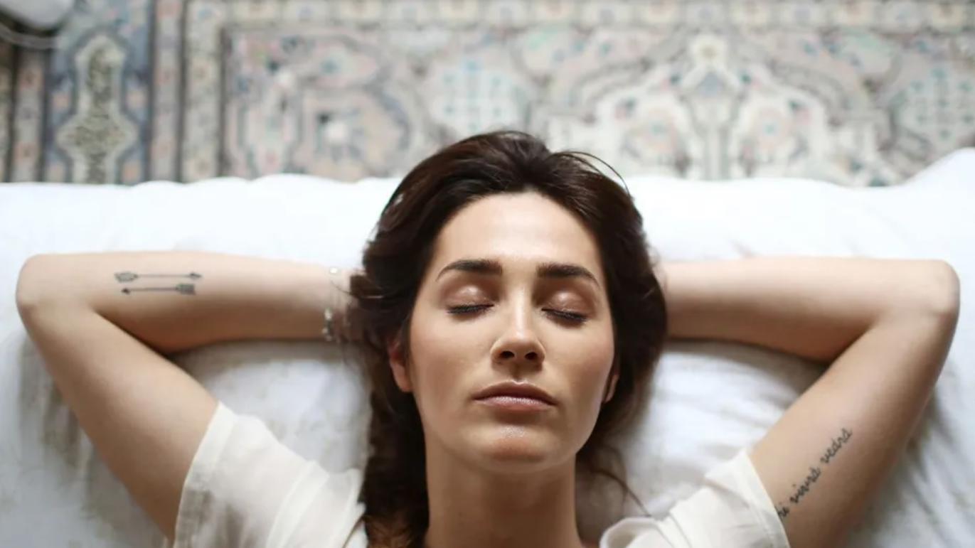 تفسير حلم الجن على هيئة امرأة بيضاء